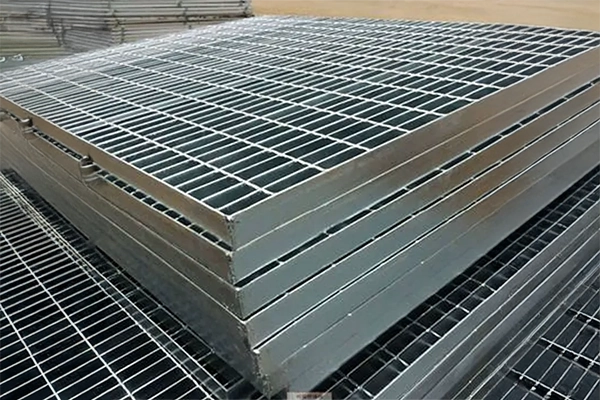 Globomar - Grades de Piso Galvanizada 02 - 4