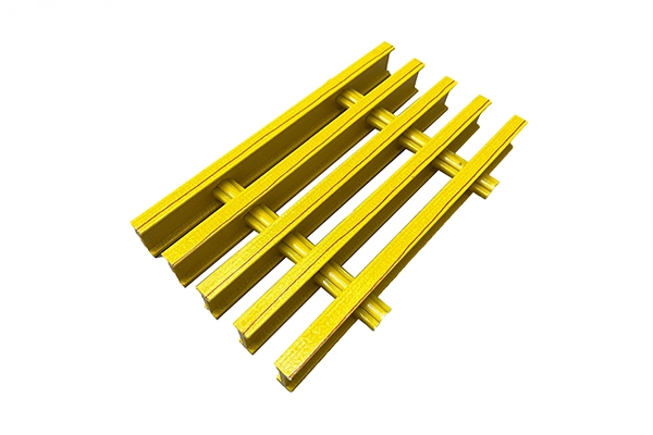 Globomar - fribra de vidro 01 - 8